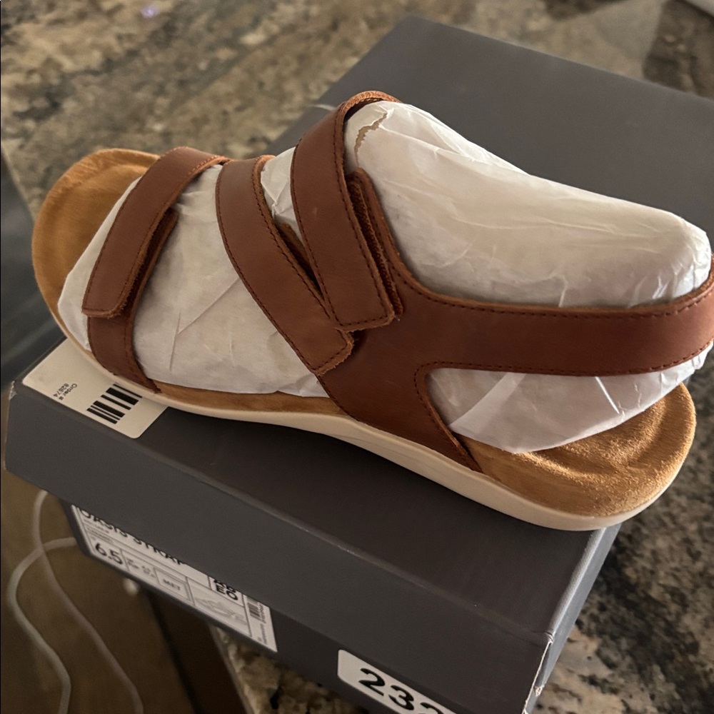 NWB Abeo Women’s Oasis Sandal. Metatarsal Carmel. 6.5 - Picture 6 of 6